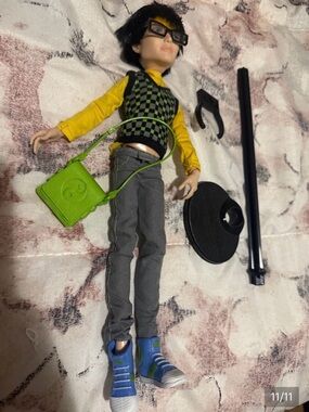 monster high Yellow & Green Check Vest Fashion Doll